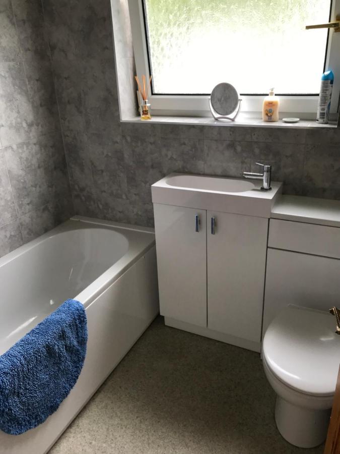 Number 43 The Gower Holiday Village Swansea Extérieur photo